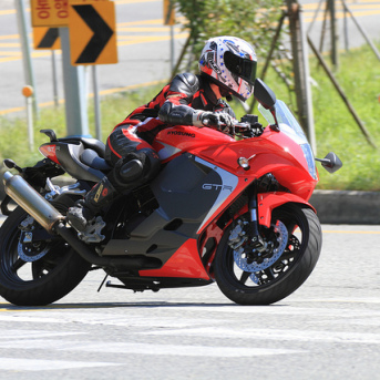 DSK HYOSUNG New GT250R