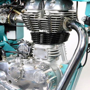 ROYAL ENFIELD Bullet 500