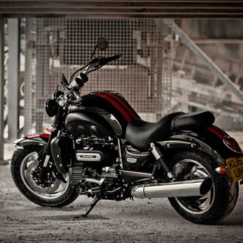 TRIUMPH Rocket III Roadster